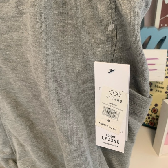 5 for $25- NWT - originally $32- LEG3ND Gray Shorts Size Medium - Picture 2 of 16
